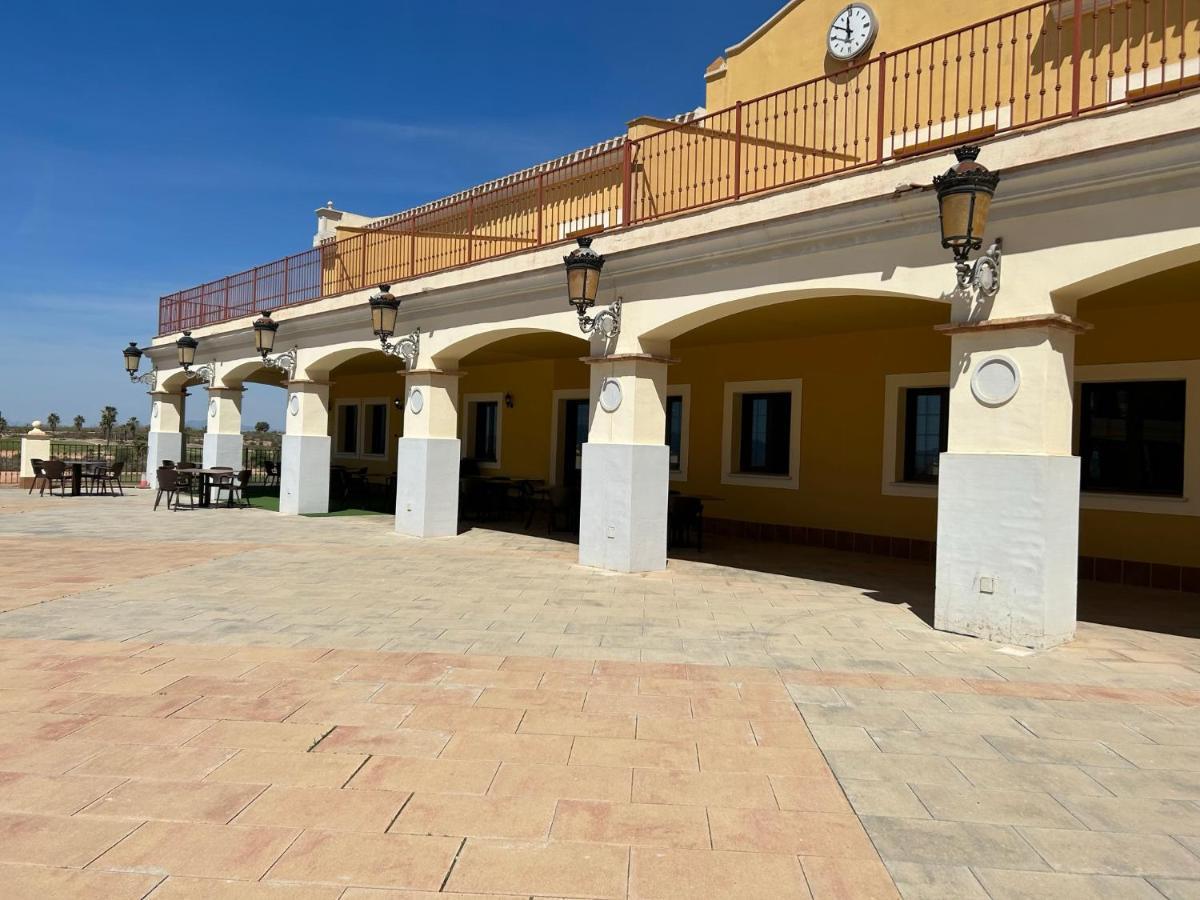 Avenida Hacienda del Alamo, Malasia 10 - 1A, Oasis Fuente Alamo  Exterior foto